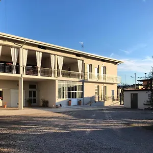  Bed & Breakfast Corte Viviani Italia